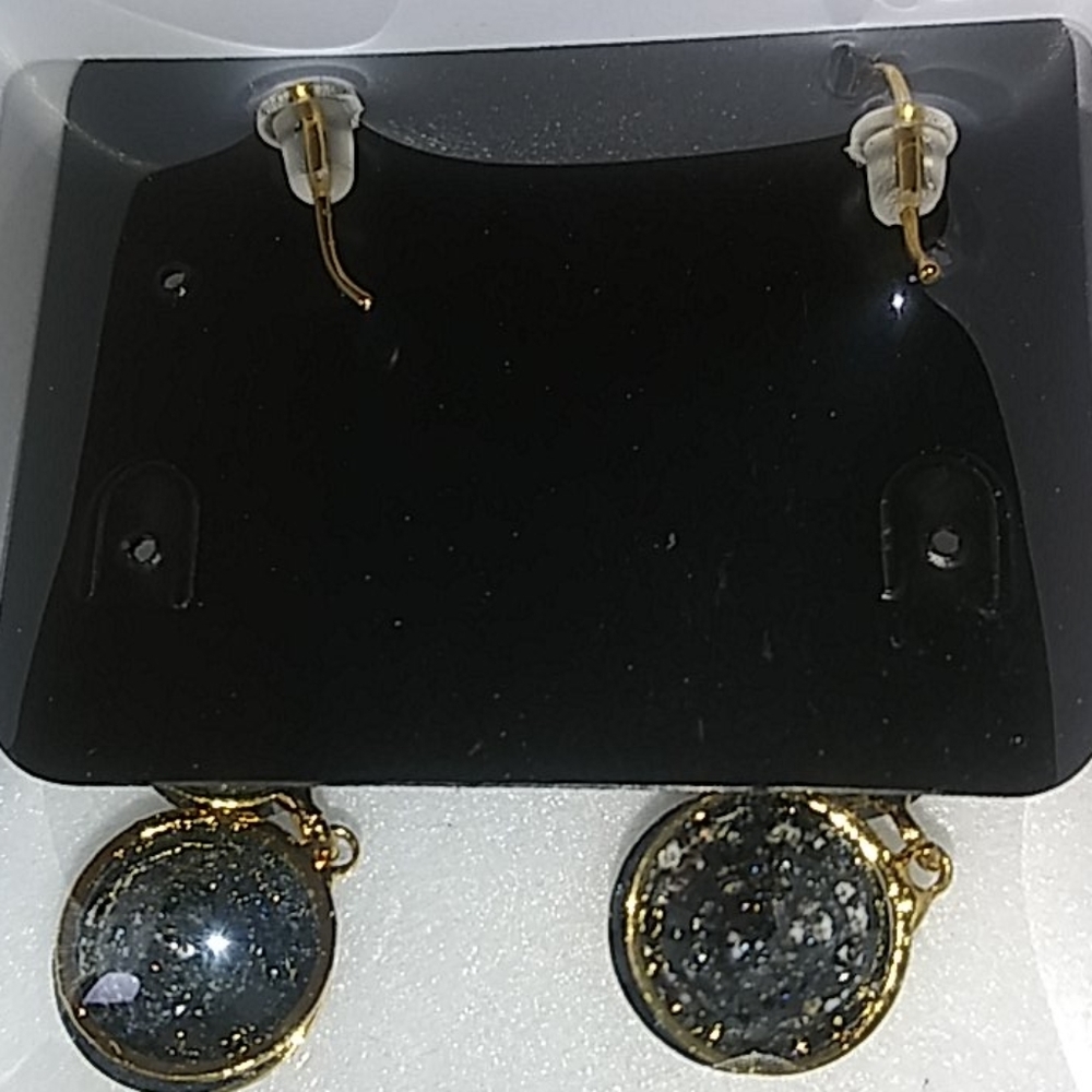 Incaton Fashion Drop Earrings Black and Gold - Picture 2 of 2